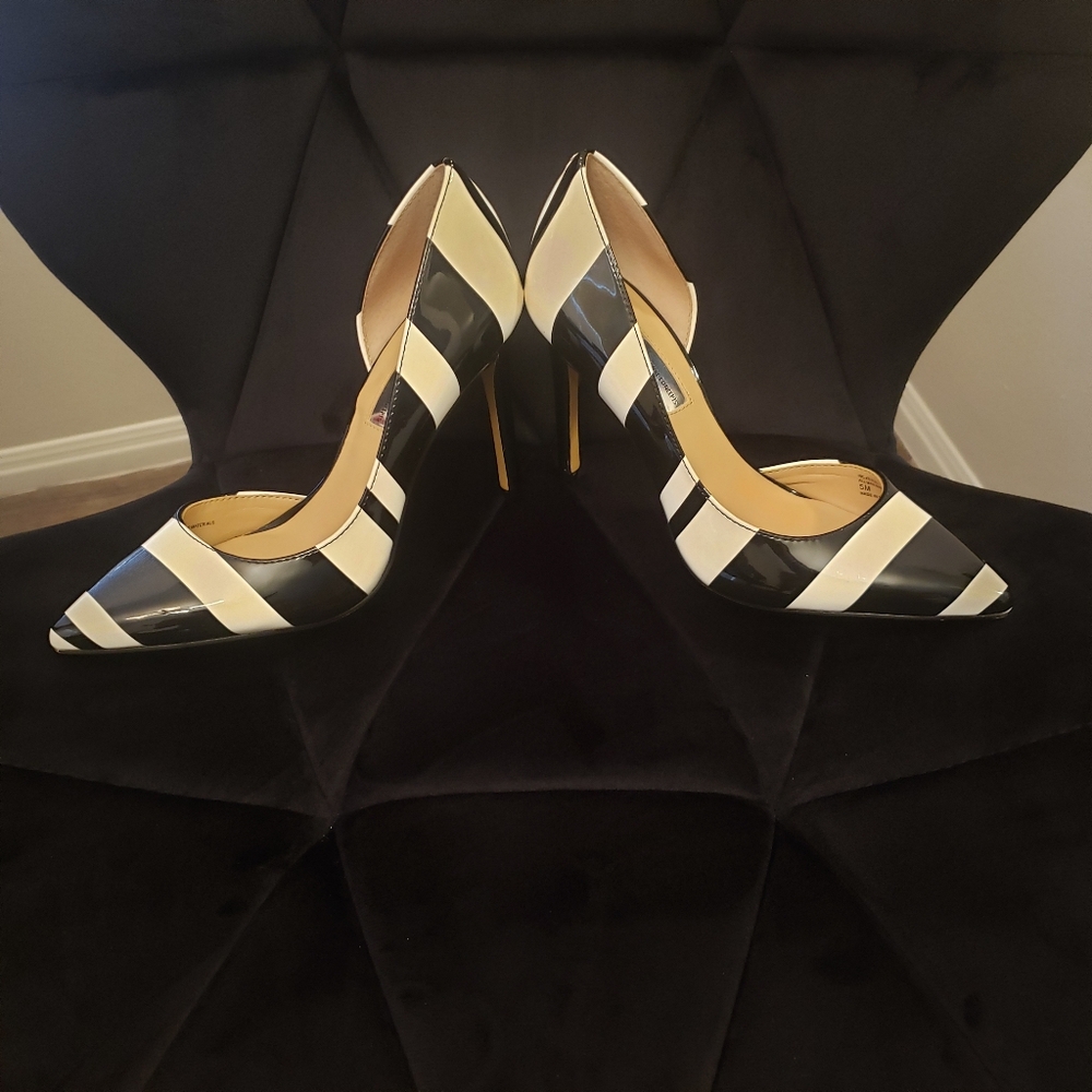 INC International Concepts Women's Black and White Striped Heels